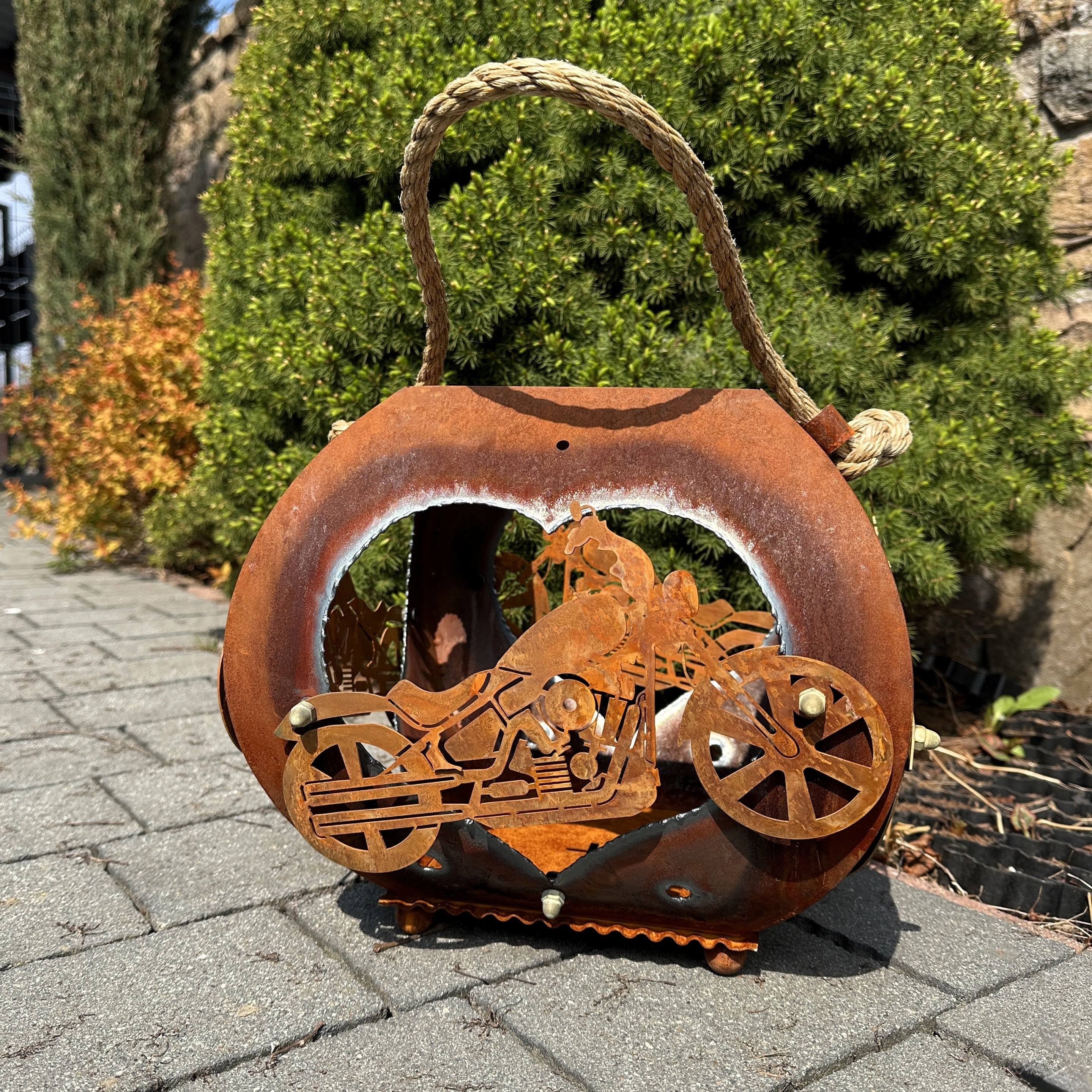 Laterne „Motorrad” – Rostdeko für Haus & Garten