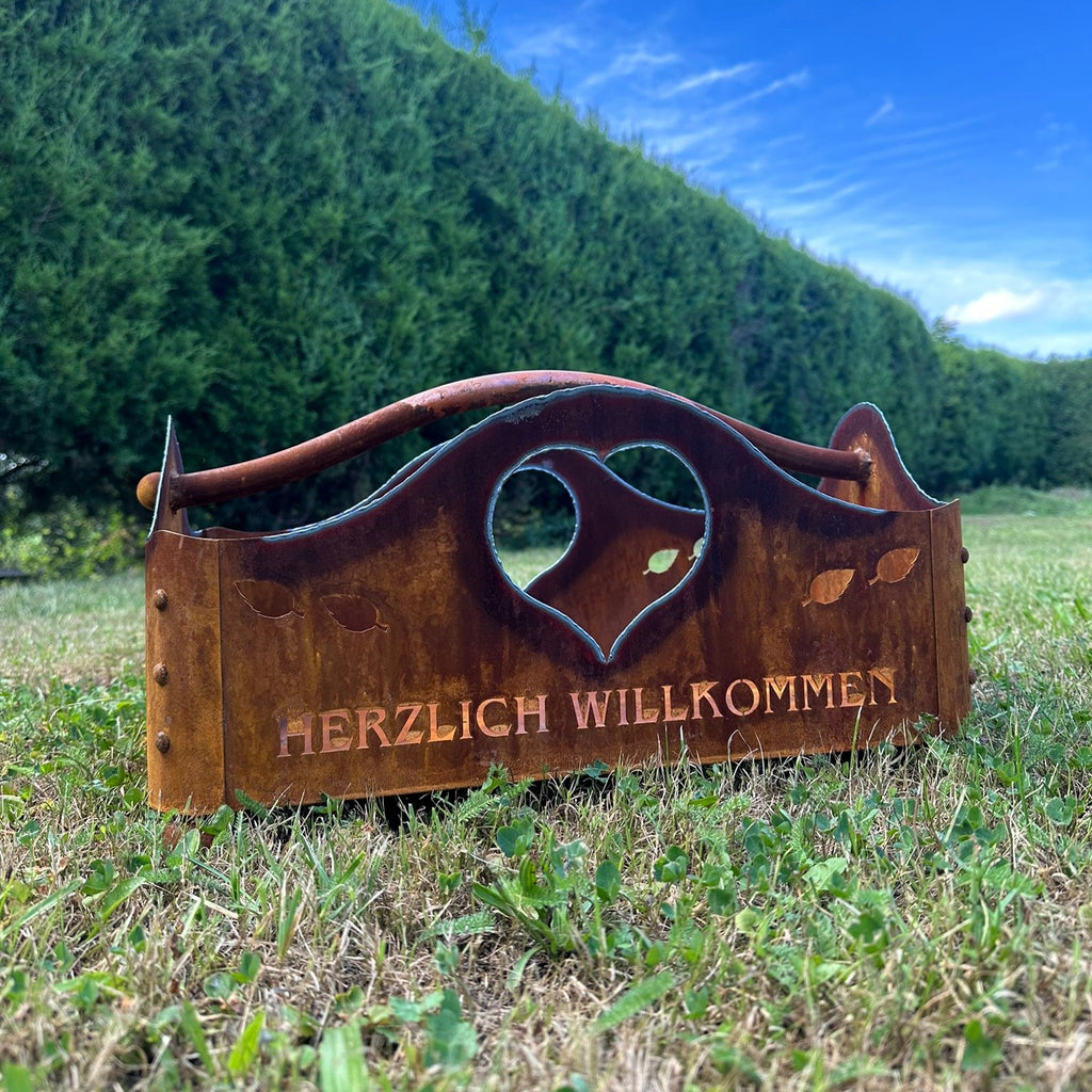 Dekotasche mit Herz-Ausschnitt „Herzlich Willkommen”