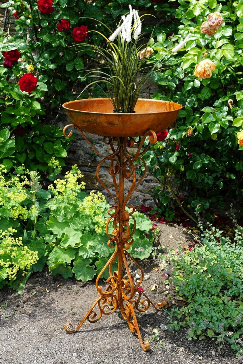 Blumenständer „Elegant” mit Schale – Handgefertigte Rostdeko aus Metall