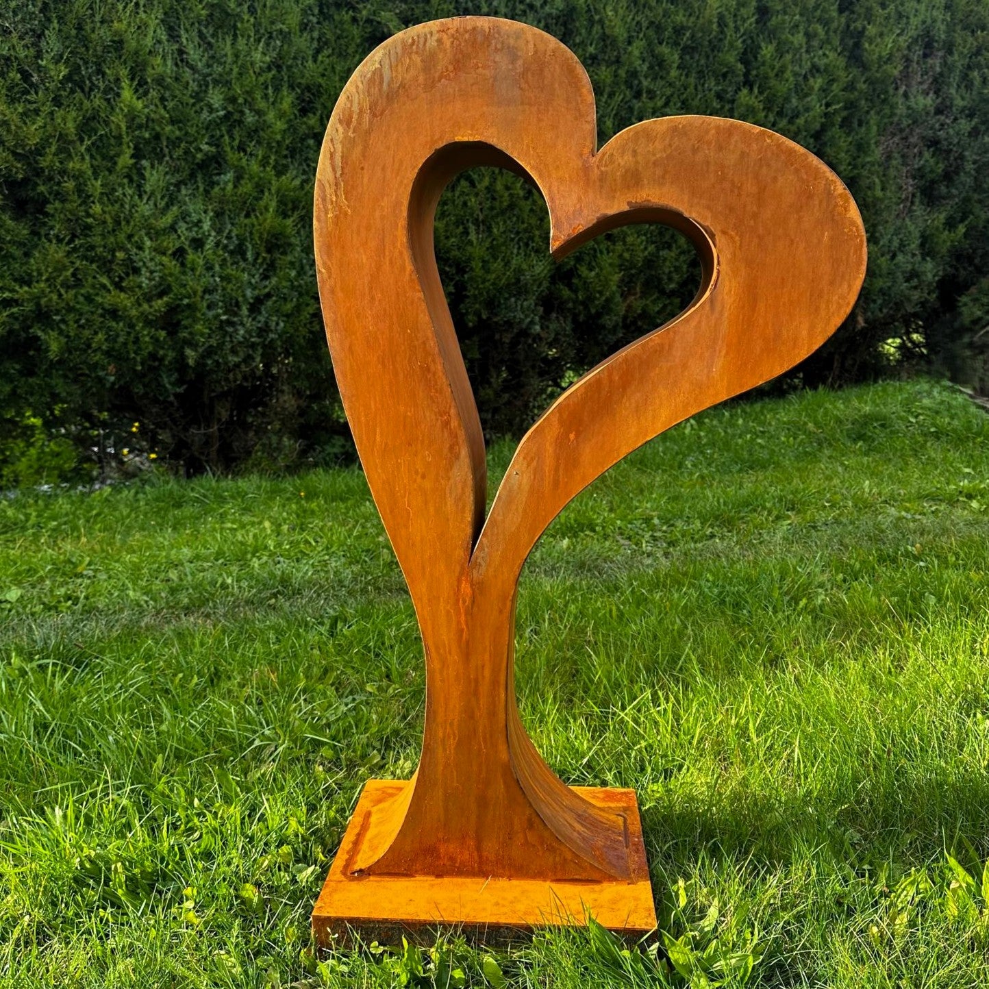 Säule „Modernes Herz”