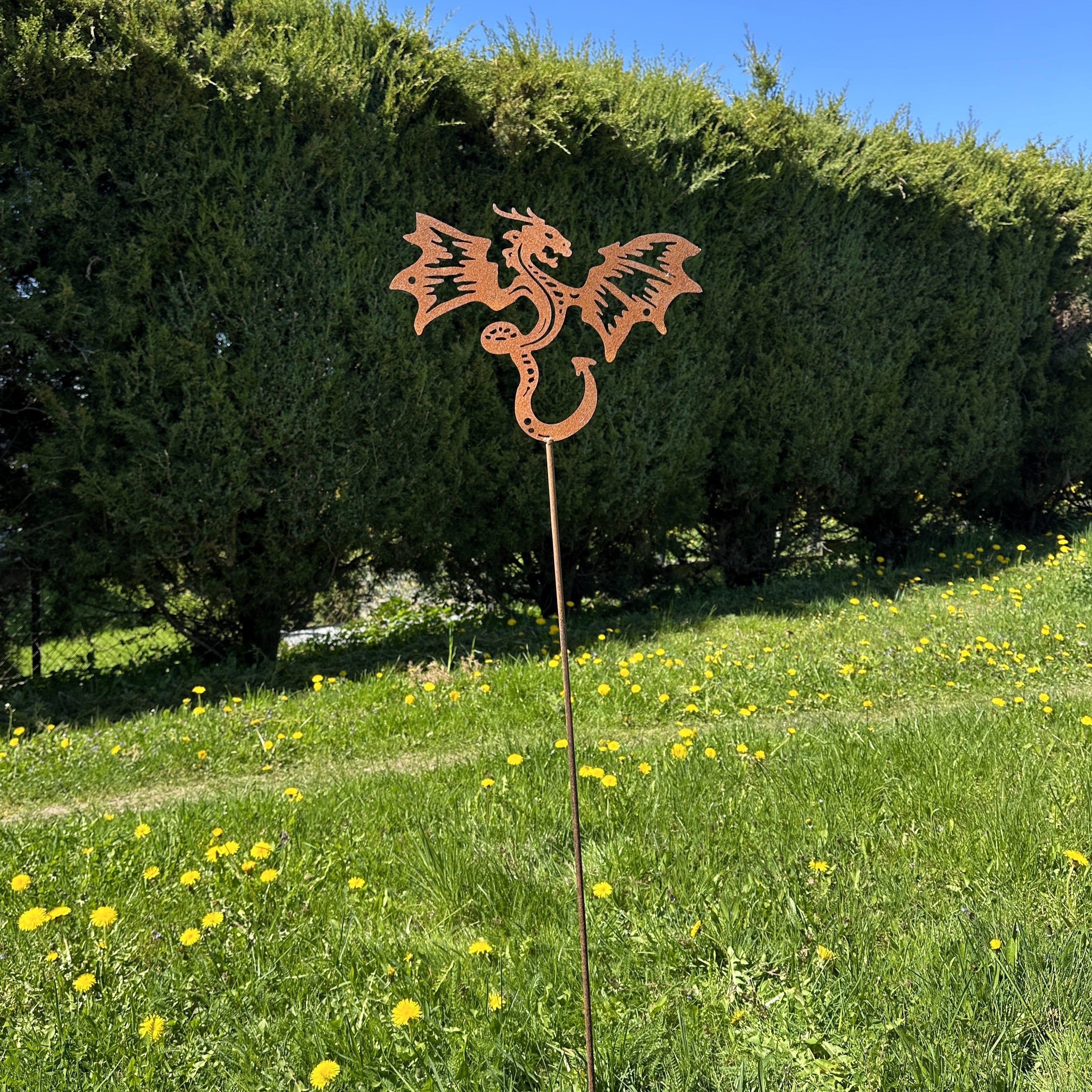Drache „Schwebend“